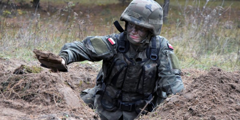 W nowym roku wojsko może wezwać do 200 tys. osób na ćwiczenia